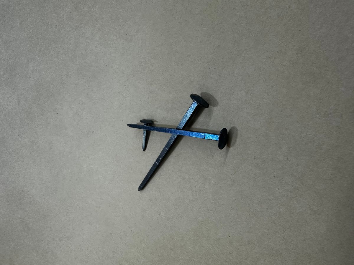 Bygningsspiker smidd blånert Høvedsmann